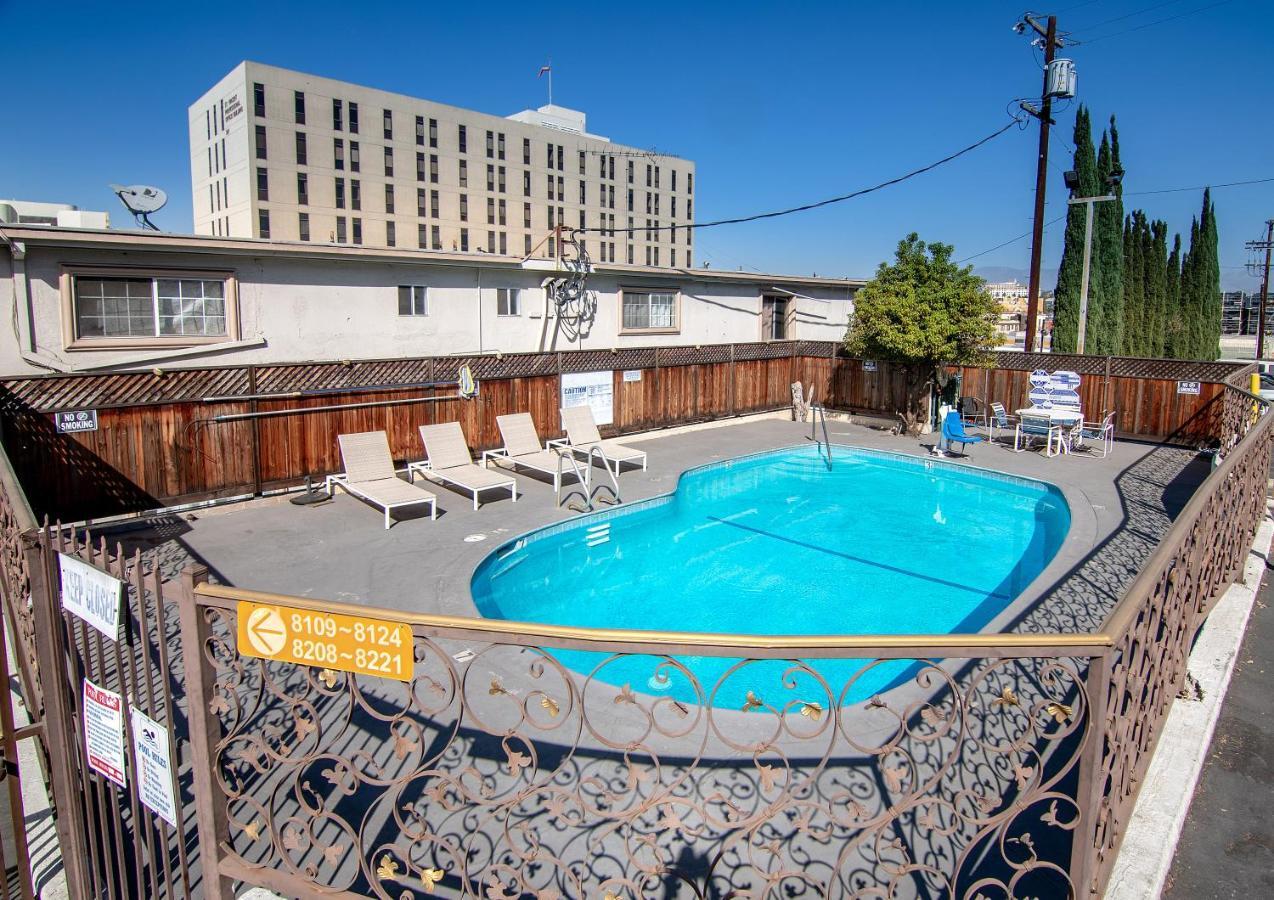La Royal Viking Motel 2*